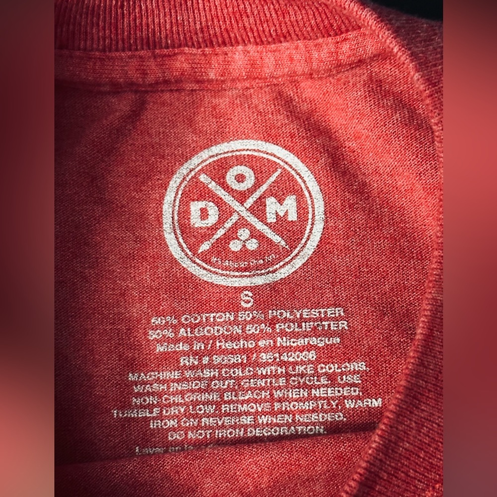 The Future is in Our Hands Red Screen Print T Shirt - Picture 7 of 8
